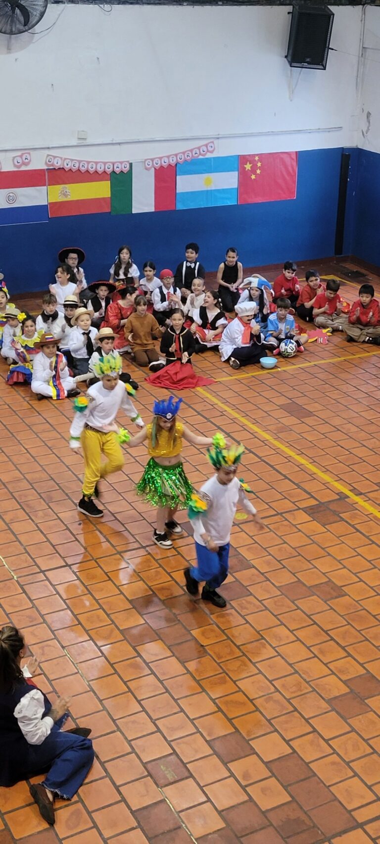 ¡Celebramos la Diversidad Cultural! 🌈 Acto por el Día de la Diversidad Cultural, 3° grado