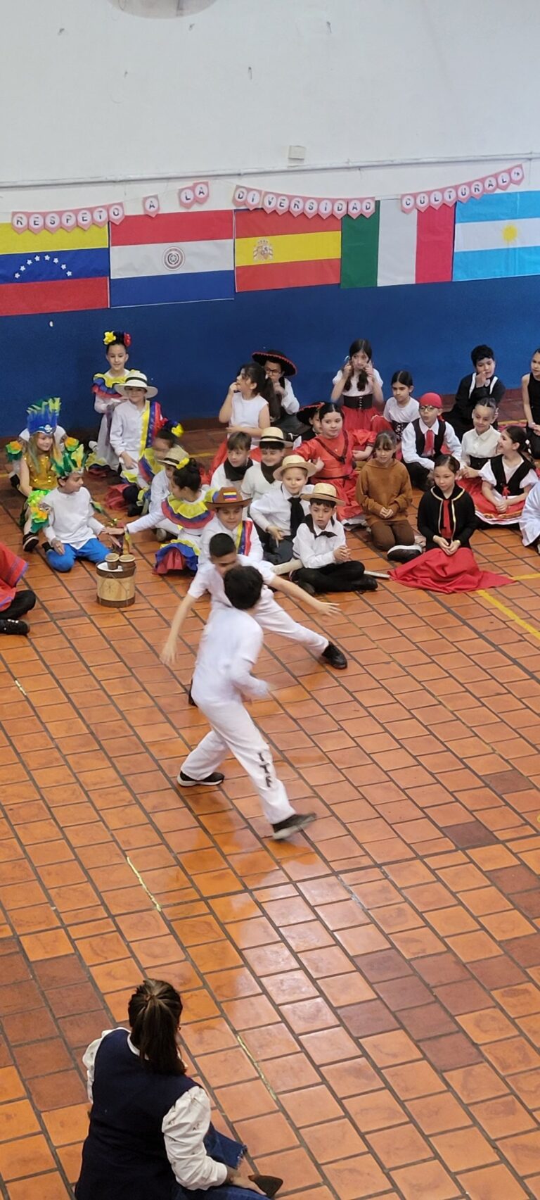 ¡Celebramos la Diversidad Cultural! 🌈 Acto por el Día de la Diversidad Cultural, 3° grado