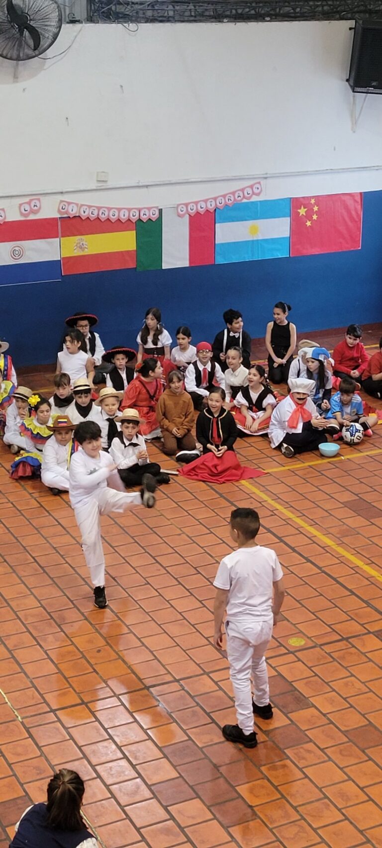 ¡Celebramos la Diversidad Cultural! 🌈 Acto por el Día de la Diversidad Cultural, 3° grado