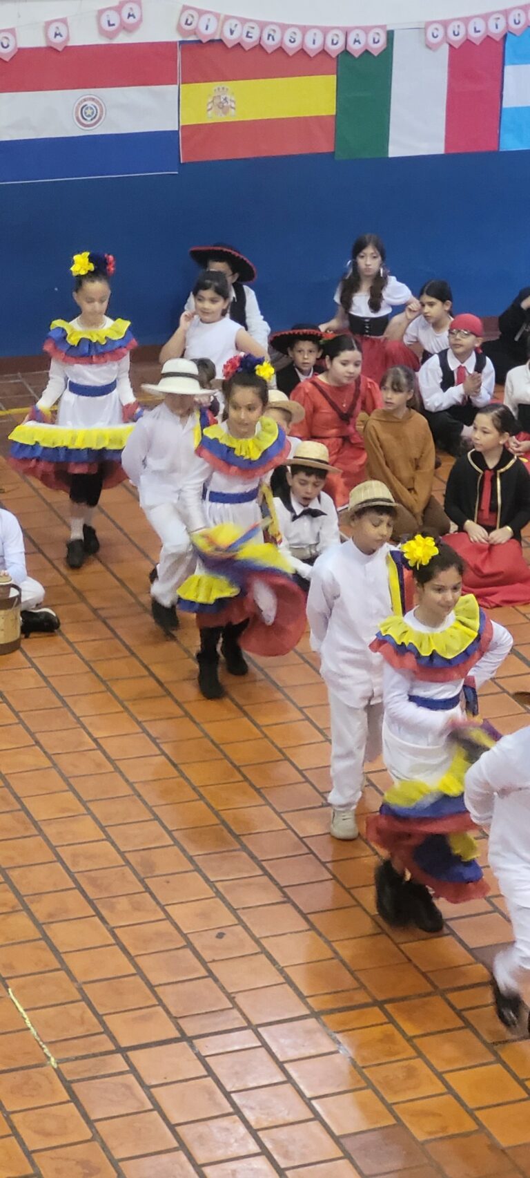 ¡Celebramos la Diversidad Cultural! 🌈 Acto por el Día de la Diversidad Cultural, 3° grado
