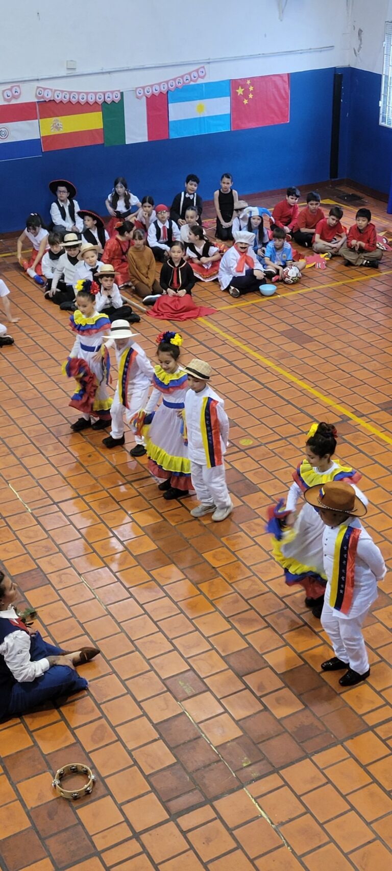 ¡Celebramos la Diversidad Cultural! 🌈 Acto por el Día de la Diversidad Cultural, 3° grado
