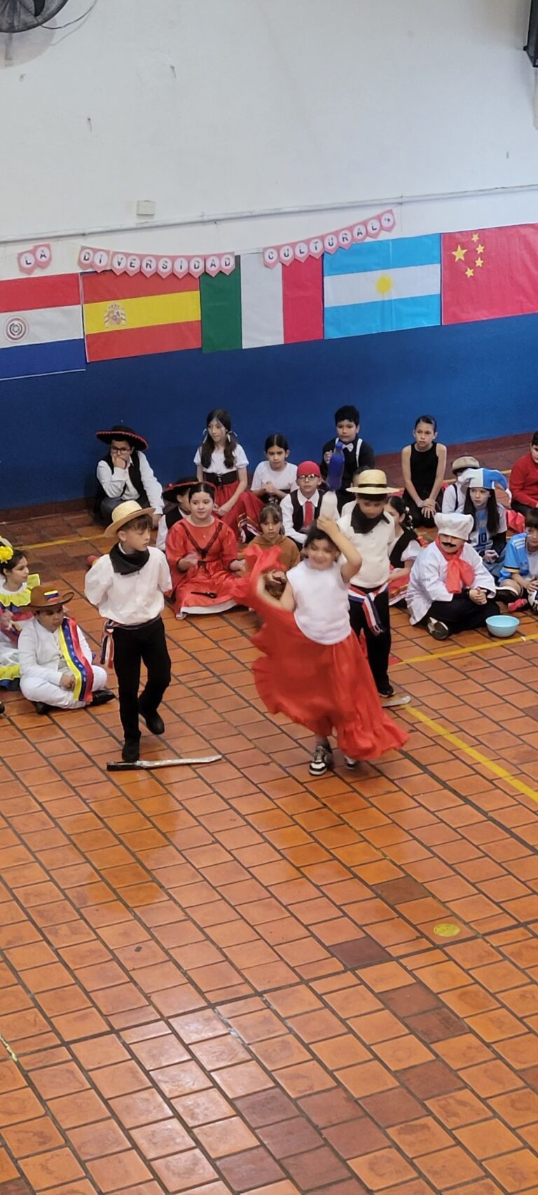 ¡Celebramos la Diversidad Cultural! 🌈 Acto por el Día de la Diversidad Cultural, 3° grado