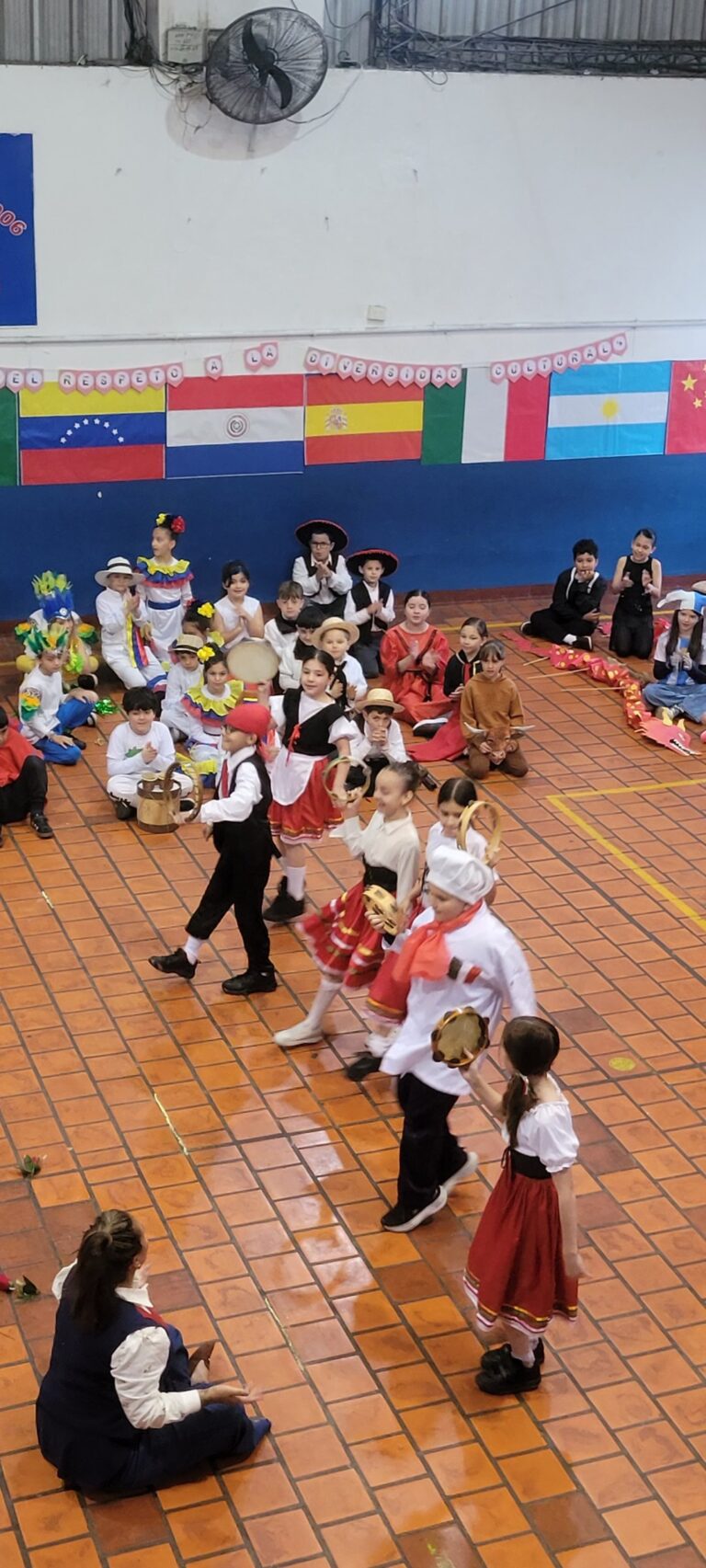 ¡Celebramos la Diversidad Cultural! 🌈 Acto por el Día de la Diversidad Cultural, 3° grado